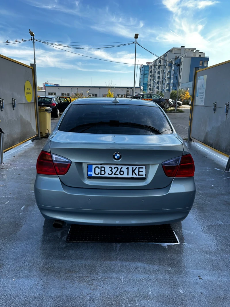 BMW 320, снимка 6 - Автомобили и джипове - 49254564