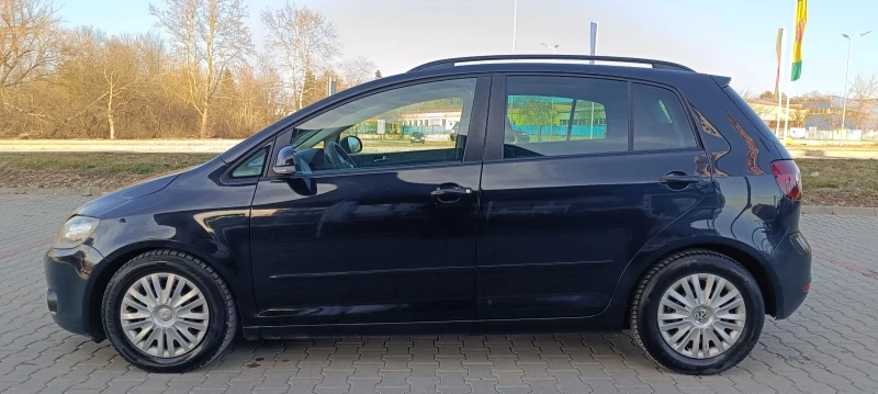 VW Golf Plus 1.6-102kc, снимка 3 - Автомобили и джипове - 49426056