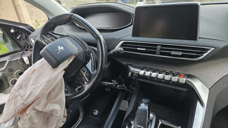 Peugeot 3008 1.6 HDI blueHDI На Части, снимка 9 - Автомобили и джипове - 52831158