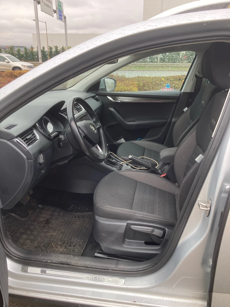 Skoda Octavia Scout, снимка 6 - Автомобили и джипове - 52567250