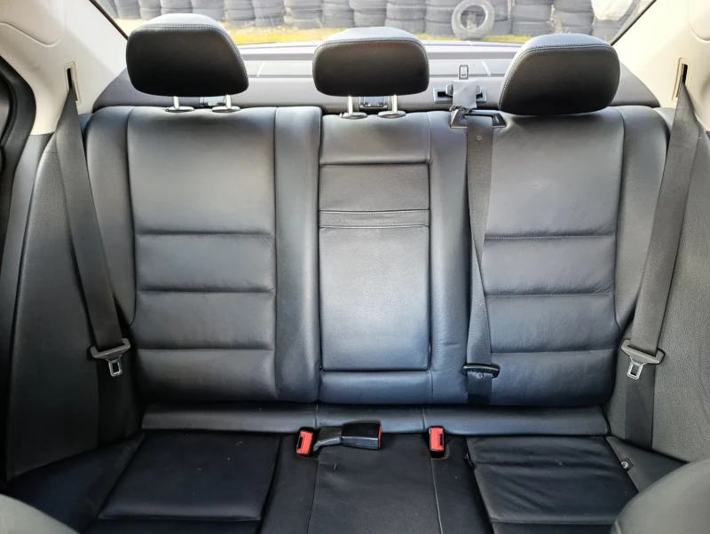 Mercedes-Benz C 200 Kompressor, снимка 16 - Автомобили и джипове - 53294987