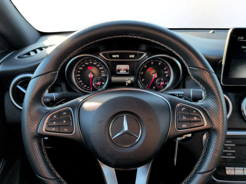 Mercedes-Benz CLA 250 4MATIC* АвтоКредит* (ЦЕНА ДО БГ), снимка 12 - Автомобили и джипове - 53670689