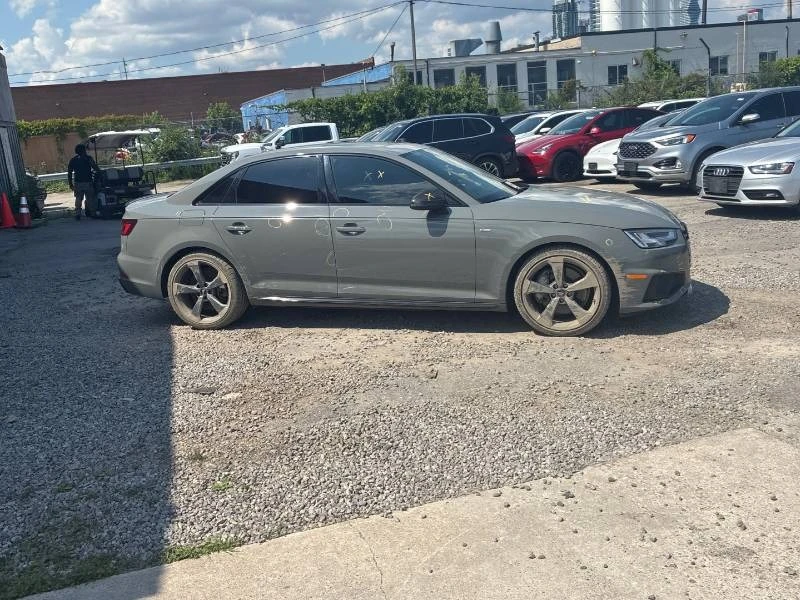 Audi A4 * PROGRESSIV * ДИСТРОНИК * 2 КЛЮЧА * 360 * CARFAX, снимка 4 - Автомобили и джипове - 55233409