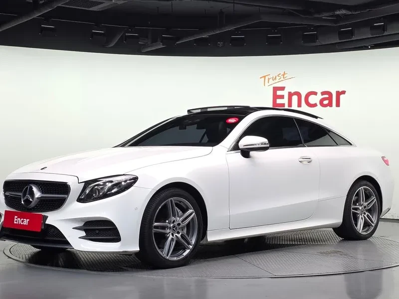 Mercedes-Benz E 220 d Coupe AMG/ HEAD UP/ PANO/ ПОДГРЕВ/ DIGI/ ВЪЗДУХ