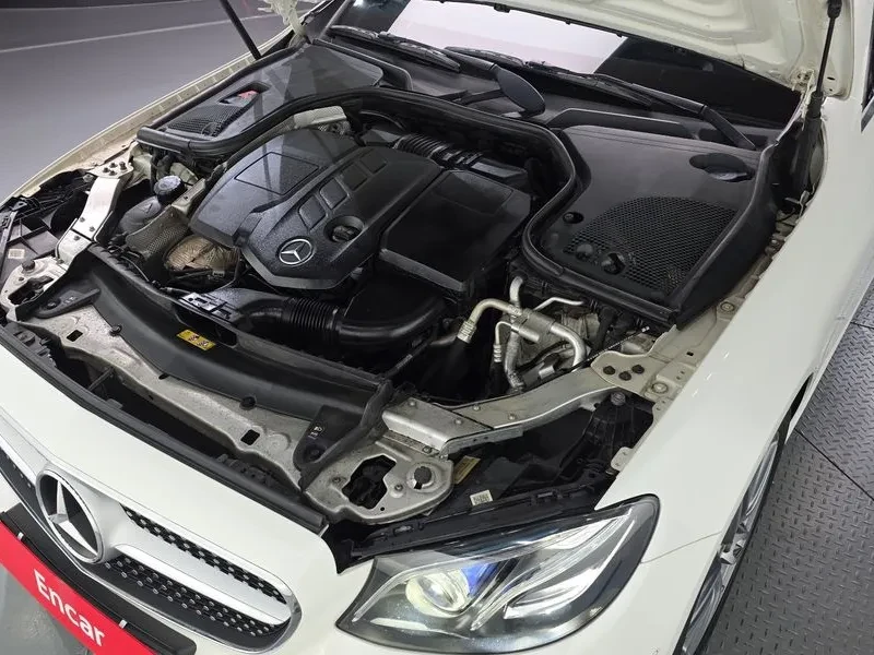Mercedes-Benz E 220 d Coupe AMG/ HEAD UP/ PANO/ �������/ DIGI/ ������ | Mobile.bg � ����������� 6