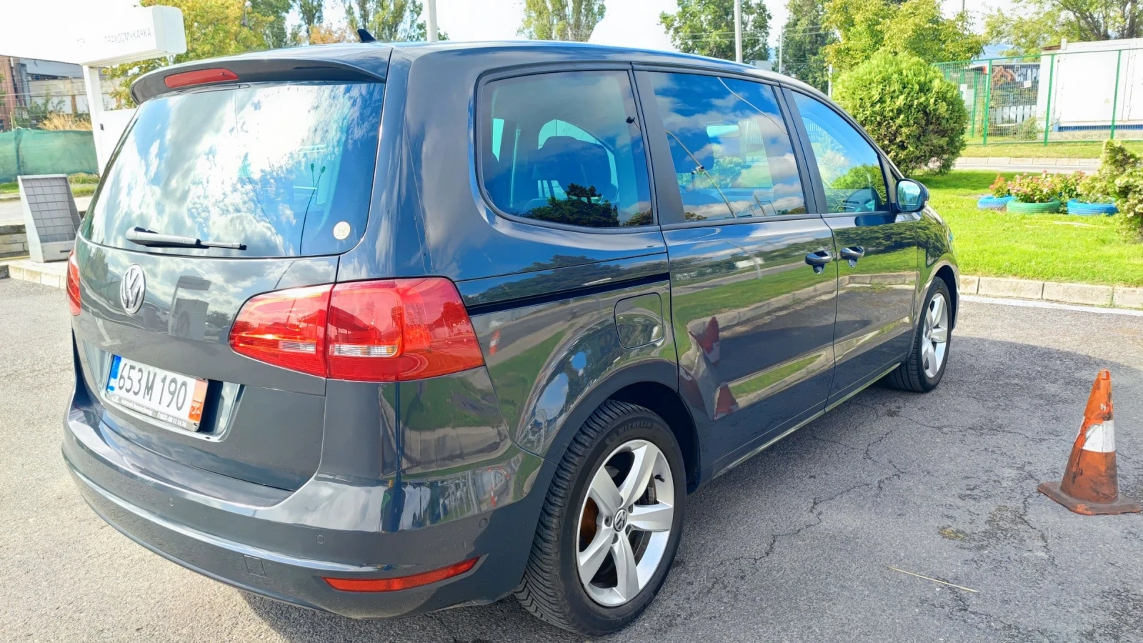 VW Sharan 2.0TDI-170k.ТОП СЪСТОЯНИЕ, СЕРВИЗНА КНИЖКА  - изображение 5