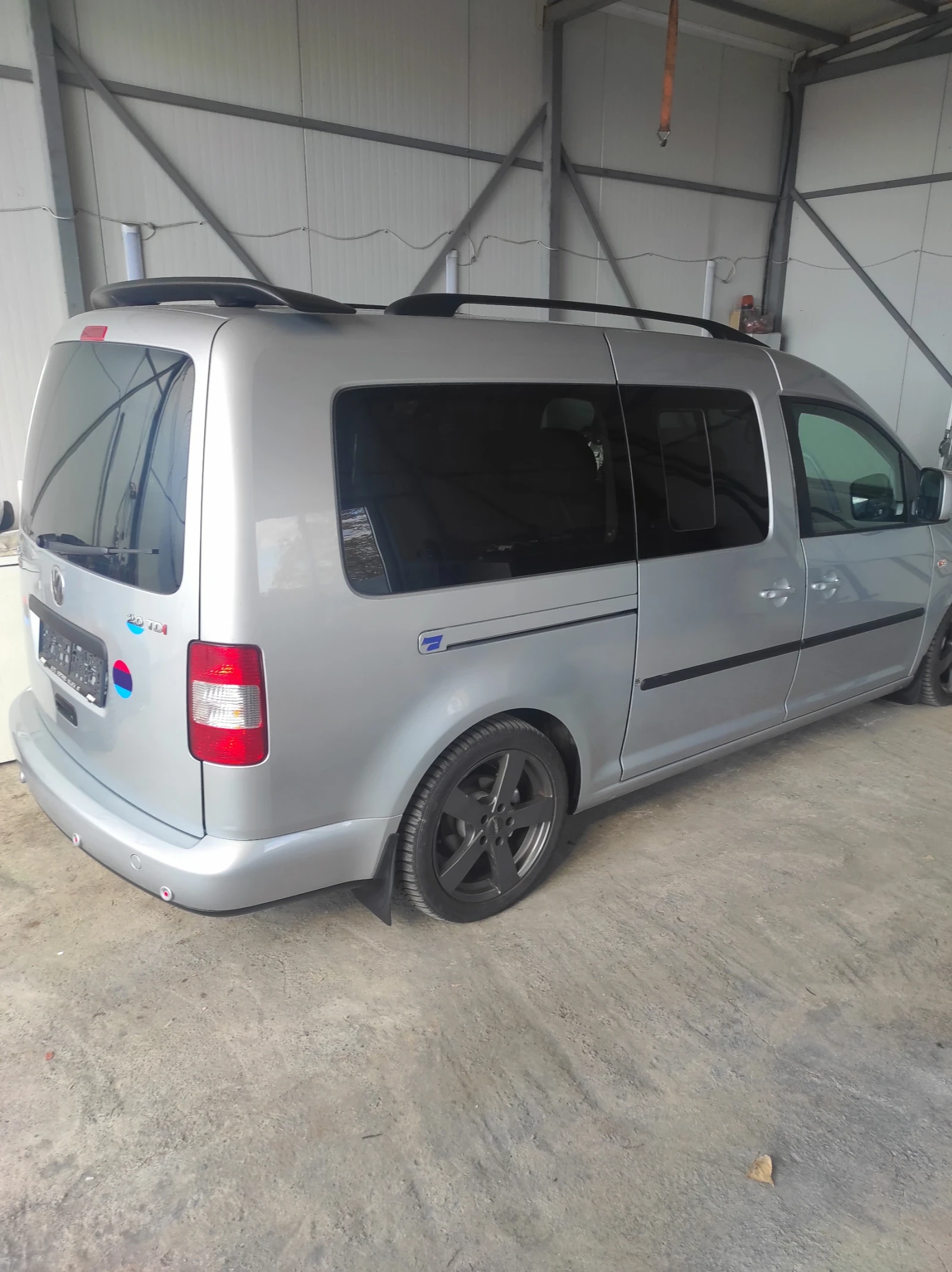 VW Caddy  - изображение 3