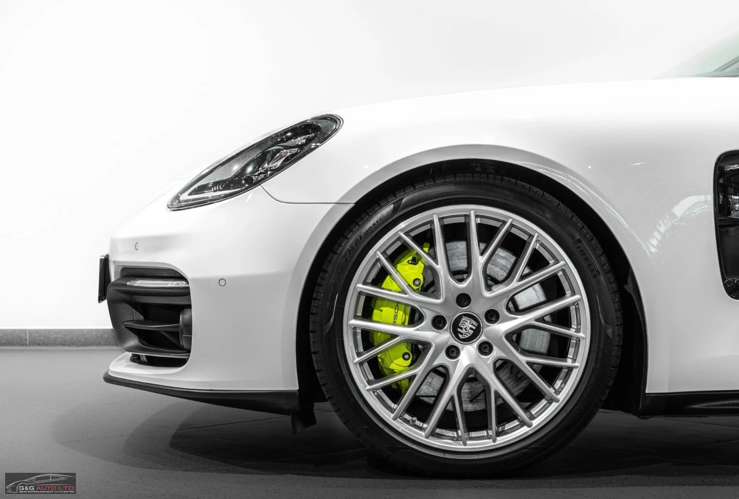 Porsche Panamera 4S/E-HYBRID/560HP/BOSE/LED/ACC/PANO/TSR/AMBI/500b - изображение 4