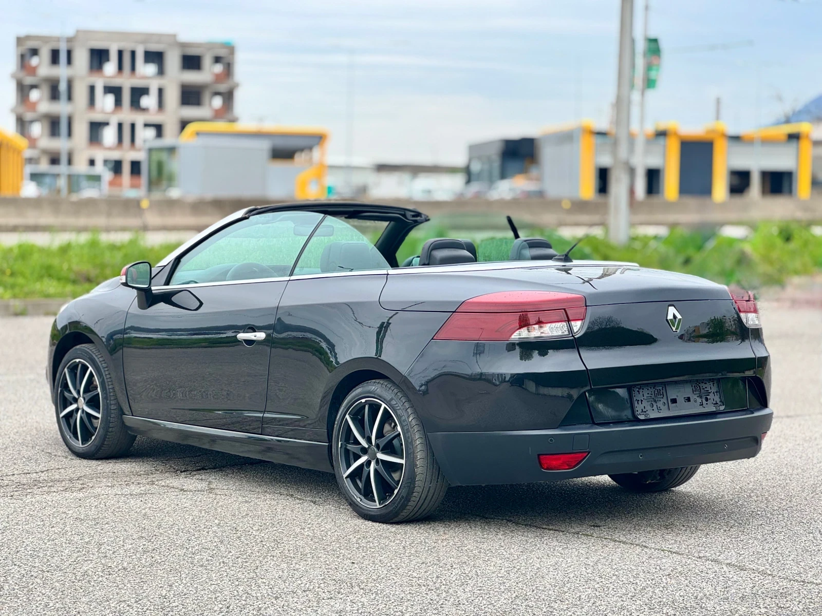 Renault Megane 1.4T~131hp~CABRIO - изображение 7