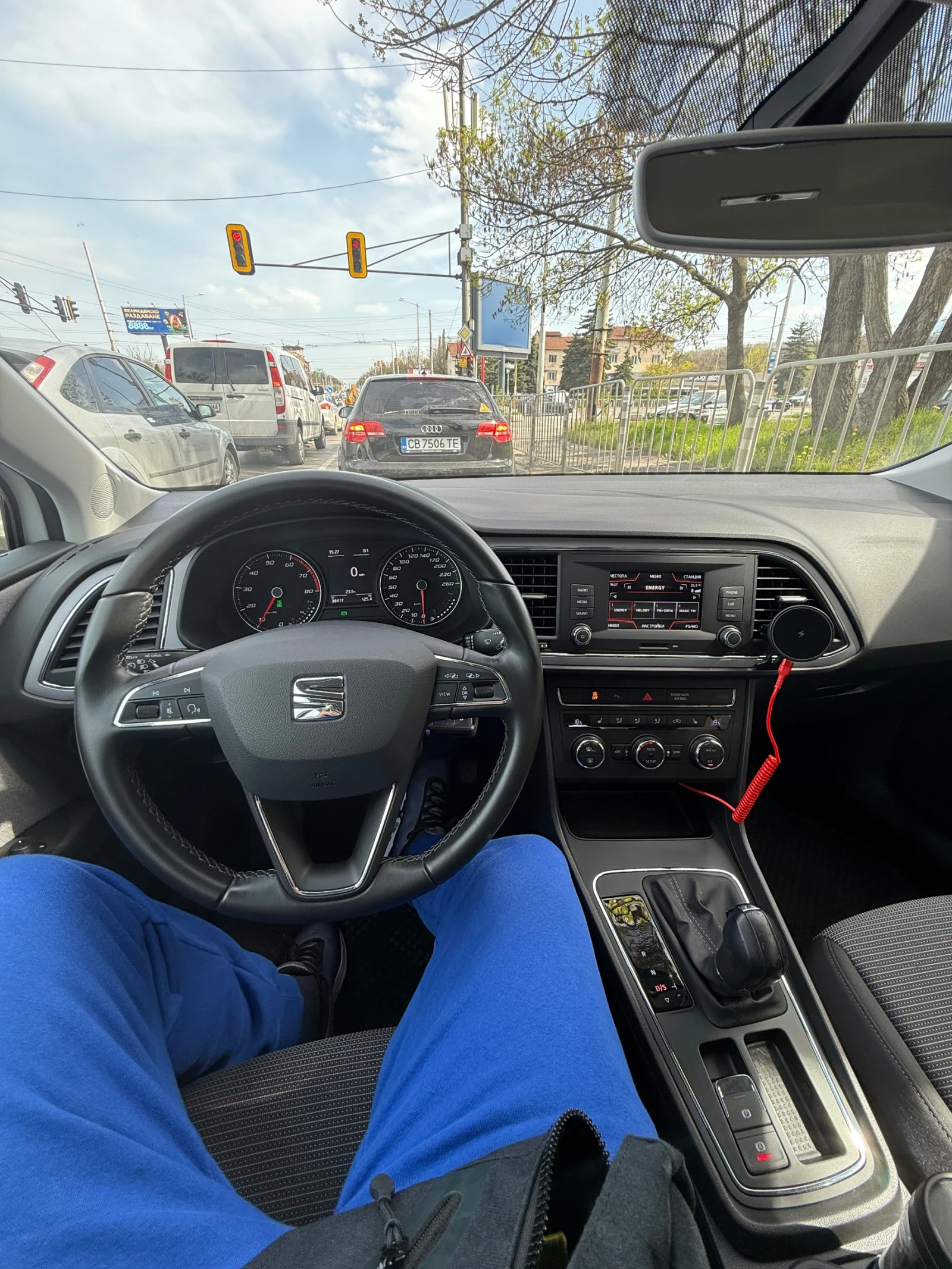 Seat Leon 1.5 TGI - изображение 6