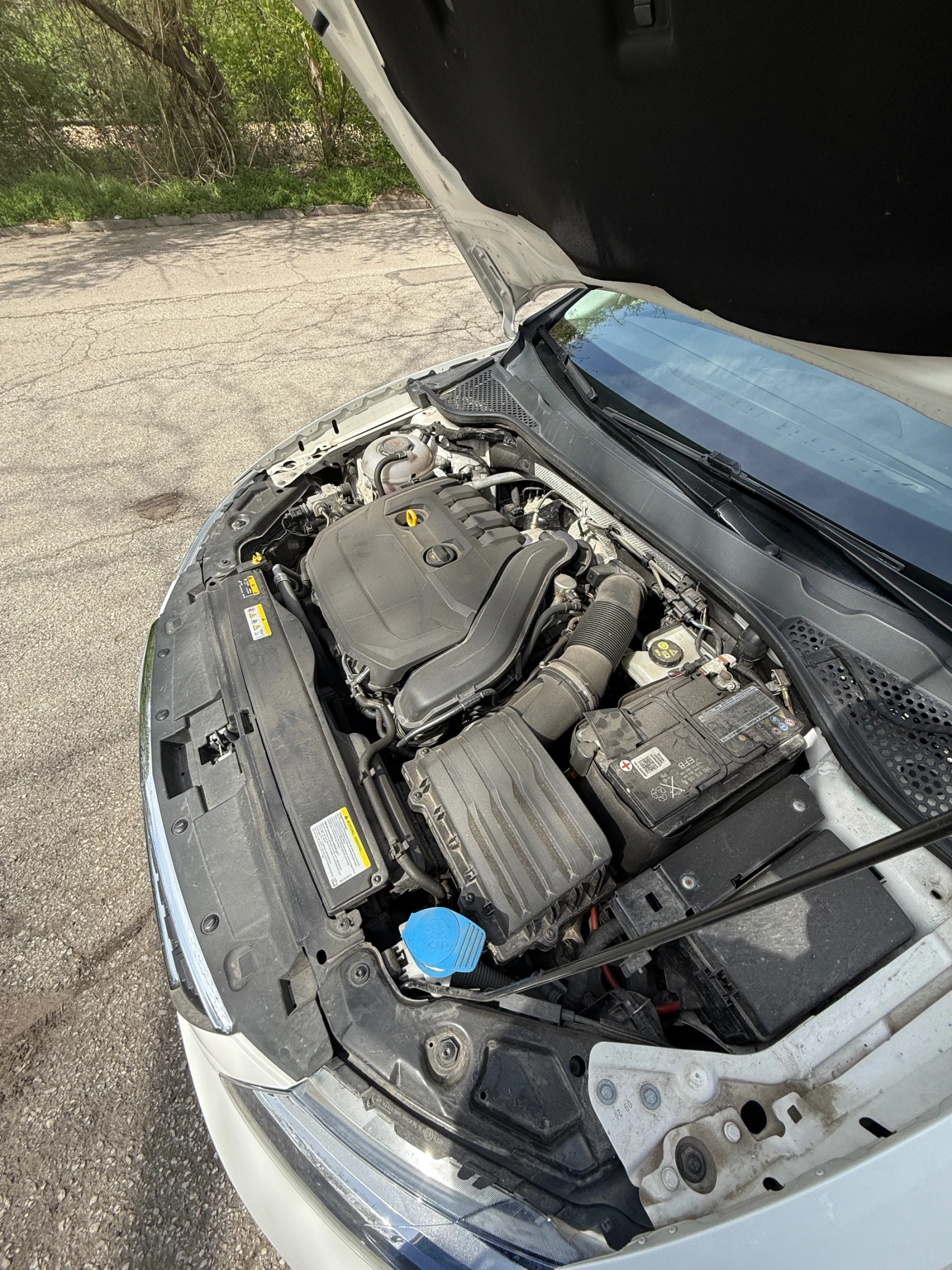 Seat Leon 1.5 TGI - изображение 8