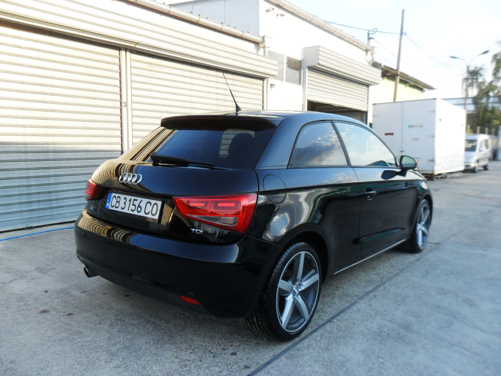 Audi A1 1, 6-TDI-KLIMA-NAVI - изображение 6