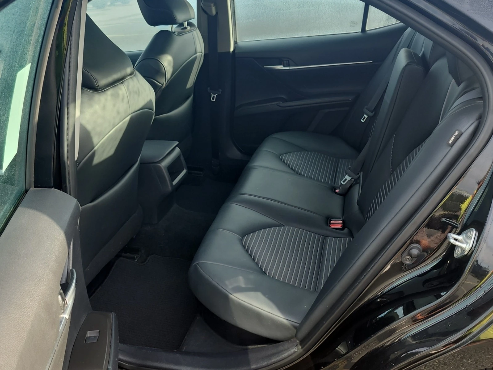 Toyota Camry SE HYBRID * * CARFAX * * АВТО КРЕДИТ * *  - изображение 8