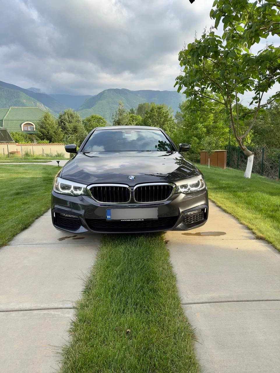 BMW 540 X-drive, M Packet, снимка 2 - Автомобили и джипове - 53939709