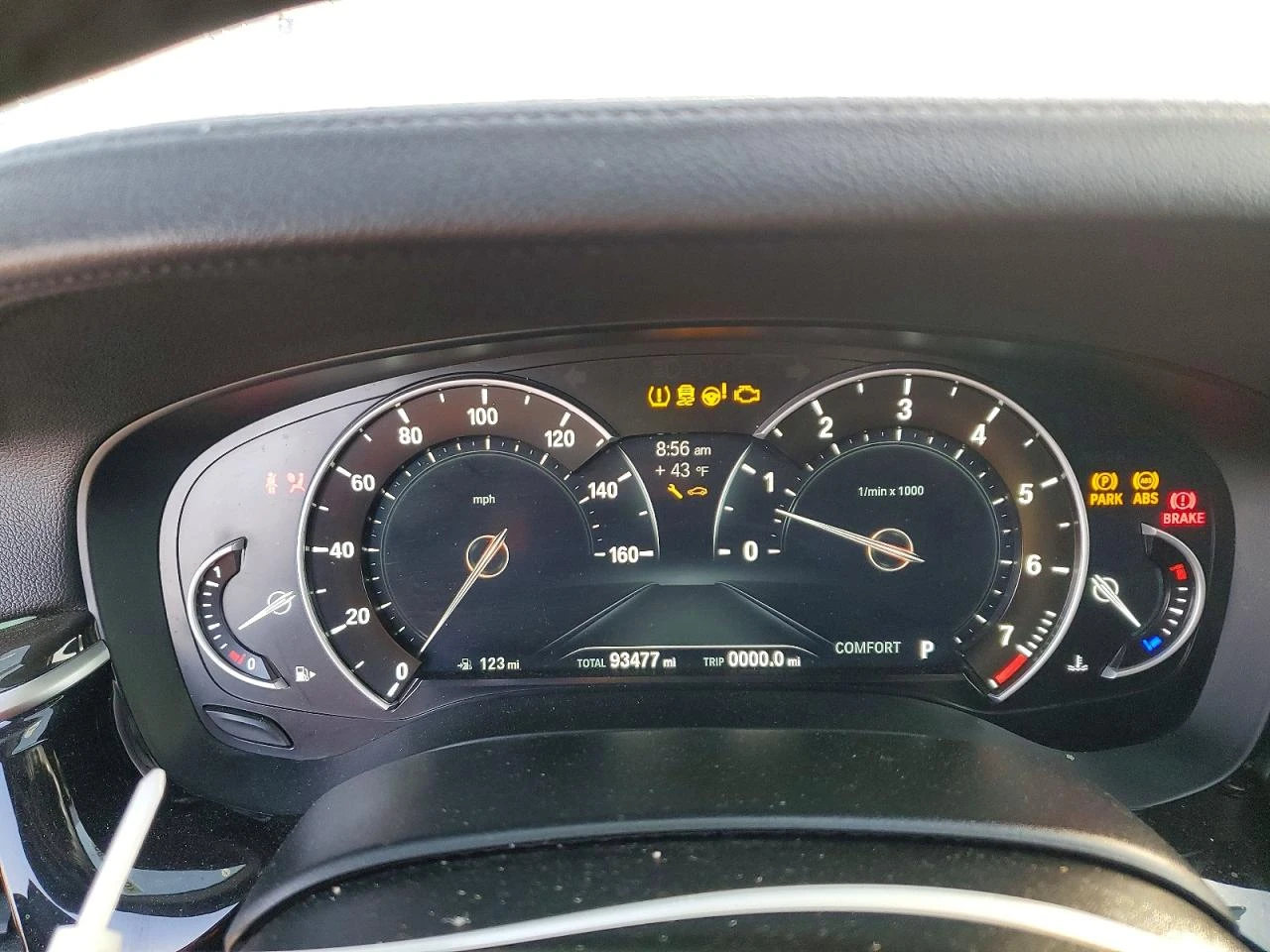 BMW 540 M* SPORT* 360КАМЕРА* LANE* ASSIST* КЕЙЛЕС* ПОДГРЕВ, снимка 8 - Автомобили и джипове - 53757877