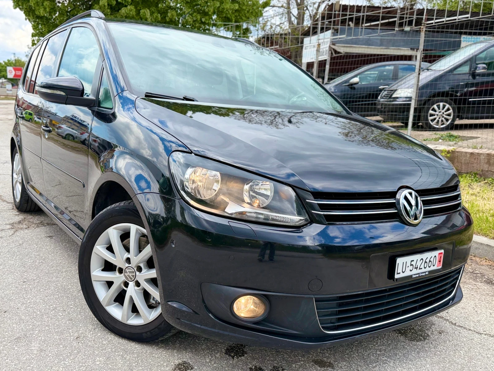 VW Touran 2.0TDI!ШВЕЙЦАРИЯ!7 МЕСТЕН!КОЖА!НАВИ!ТОП СЪСТОЯНИЕ!
