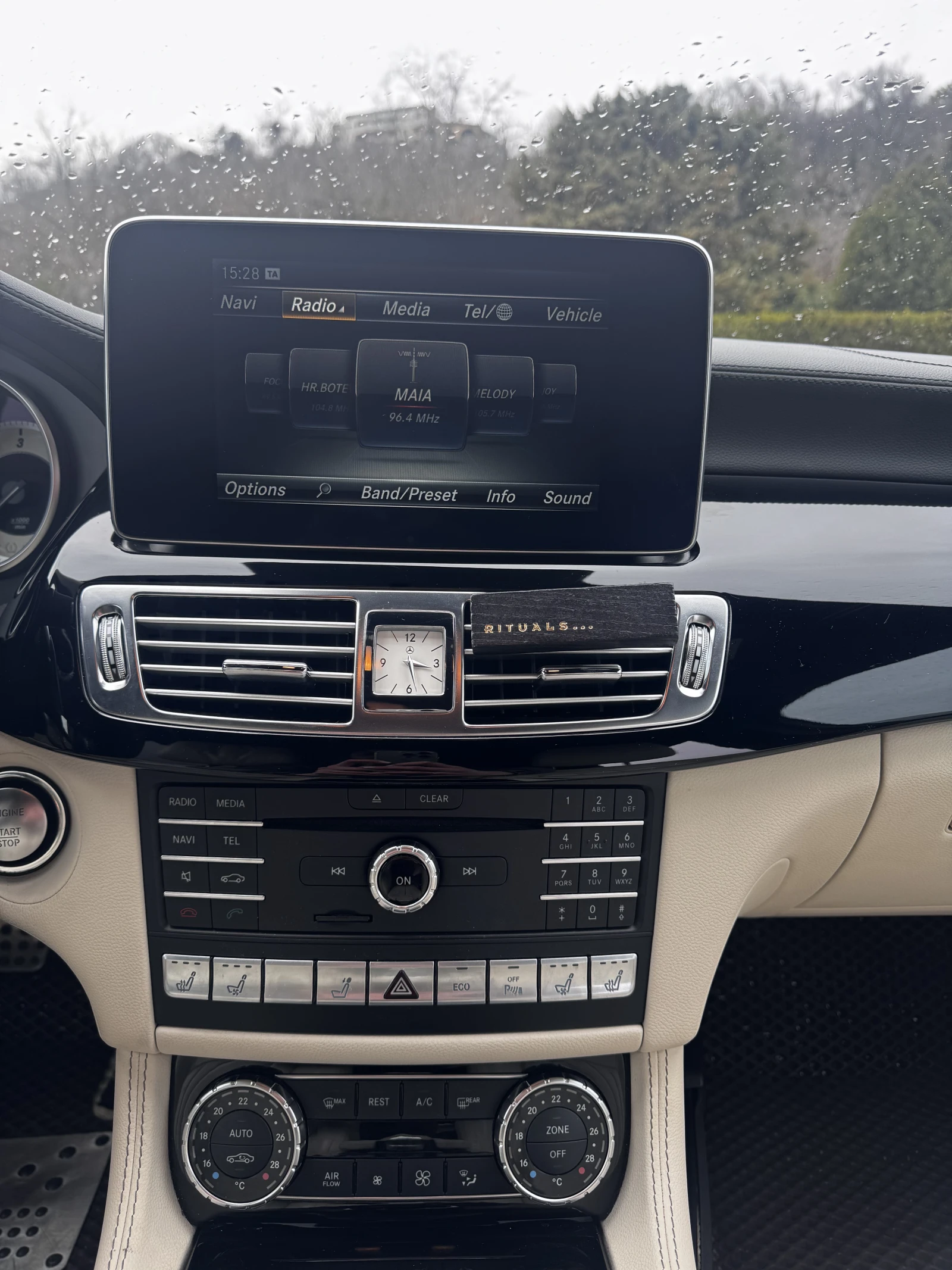 Mercedes-Benz CLS 350, снимка 14 - Автомобили и джипове - 54483851