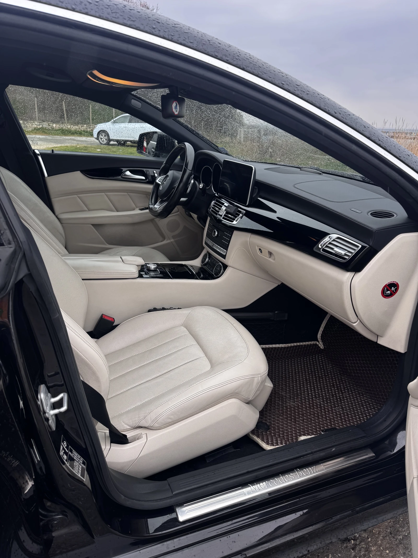 Mercedes-Benz CLS 350, снимка 17 - Автомобили и джипове - 54483851