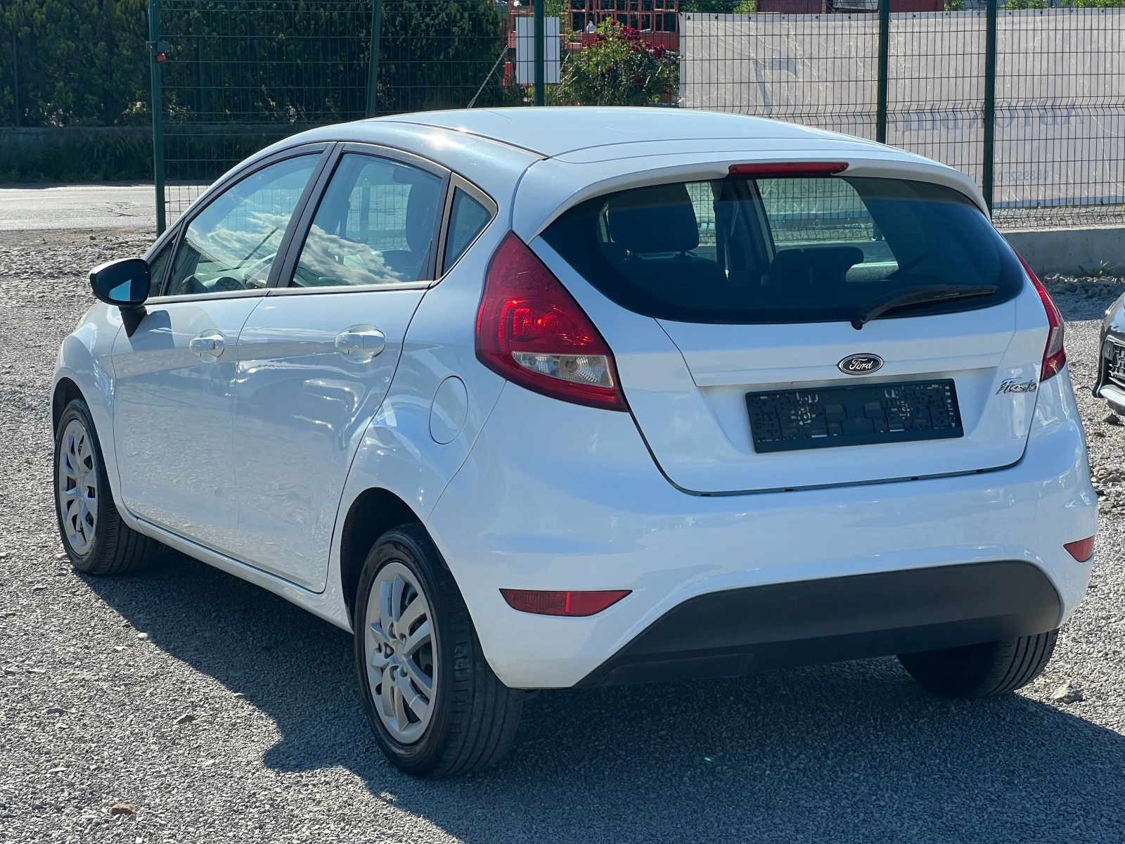 Ford Fiesta 1.4 ГАЗ/БЕНЗИН , снимка 6 - Автомобили и джипове - 54922653