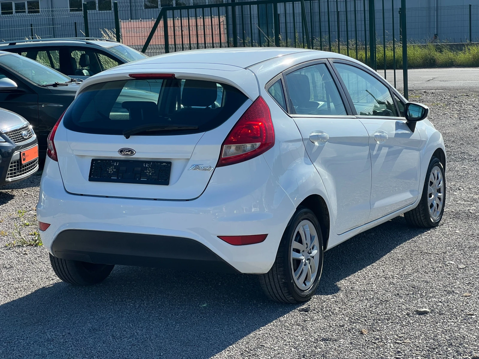 Ford Fiesta 1.4 ГАЗ/БЕНЗИН , снимка 4 - Автомобили и джипове - 54922653