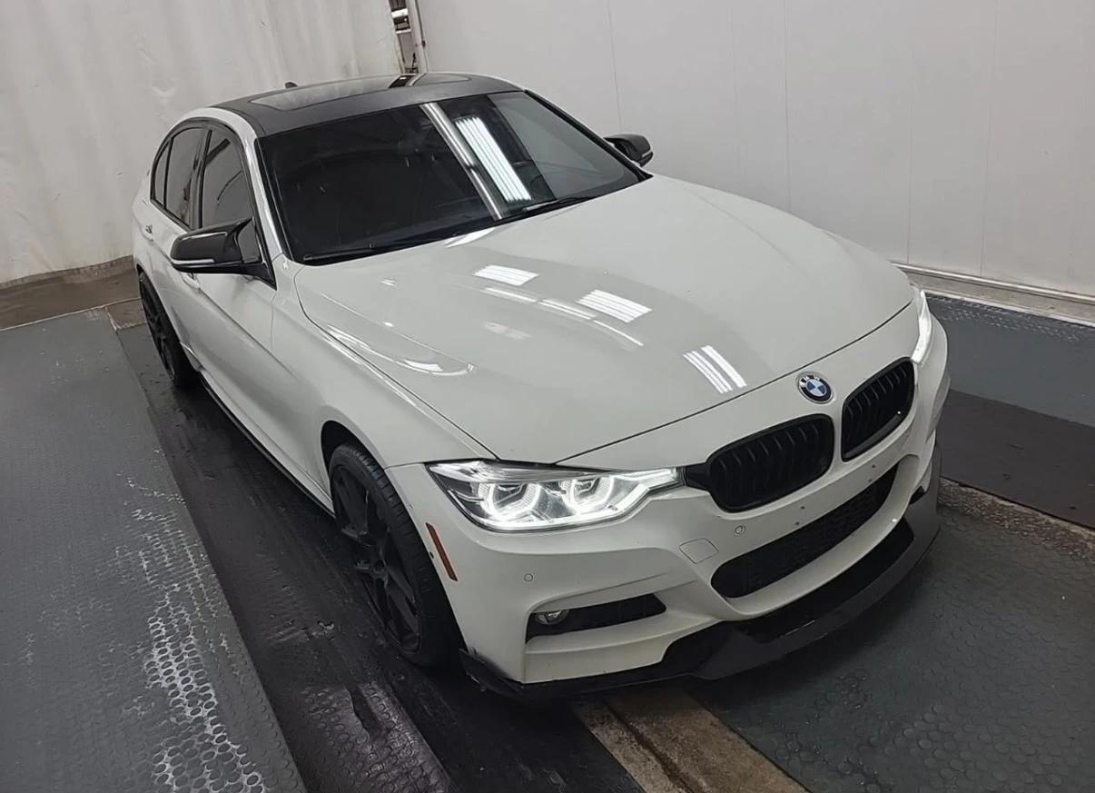 BMW 330 XDRIVE * M ПАКЕТ * CARFAX * АВТО КРЕДИТ * , снимка 2 - Автомобили и джипове - 54960239