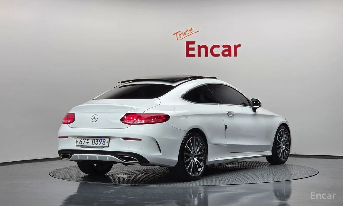 Mercedes-Benz C 200, снимка 2 - Автомобили и джипове - 54971185