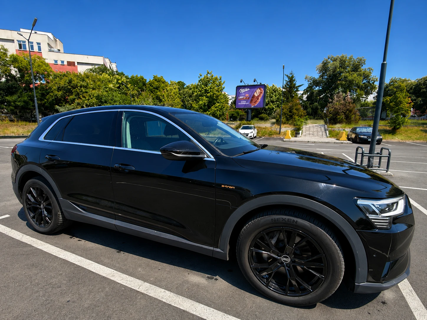 Audi E-Tron 55 quatro, снимка 8 - Автомобили и джипове - 55705470