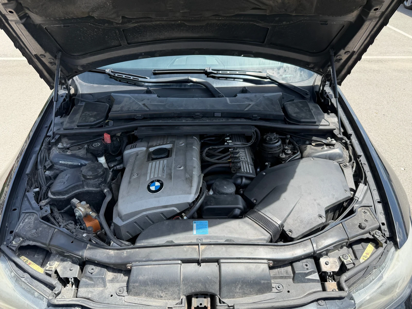 BMW 325 Xi, снимка 13 - Автомобили и джипове - 55394820