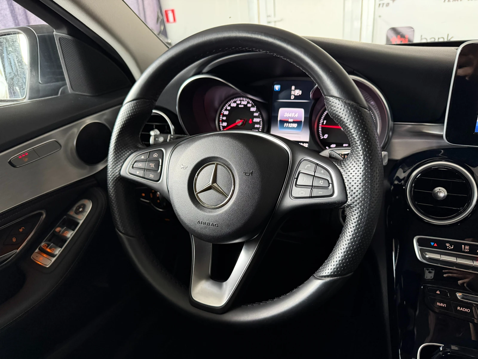 Mercedes-Benz C 220 D* СЕРВИЗНА КНИЖКА С ПЪЛНА ИСТОРИЯ В МЕРЦЕДЕС, снимка 11 - Автомобили и джипове - 55465388