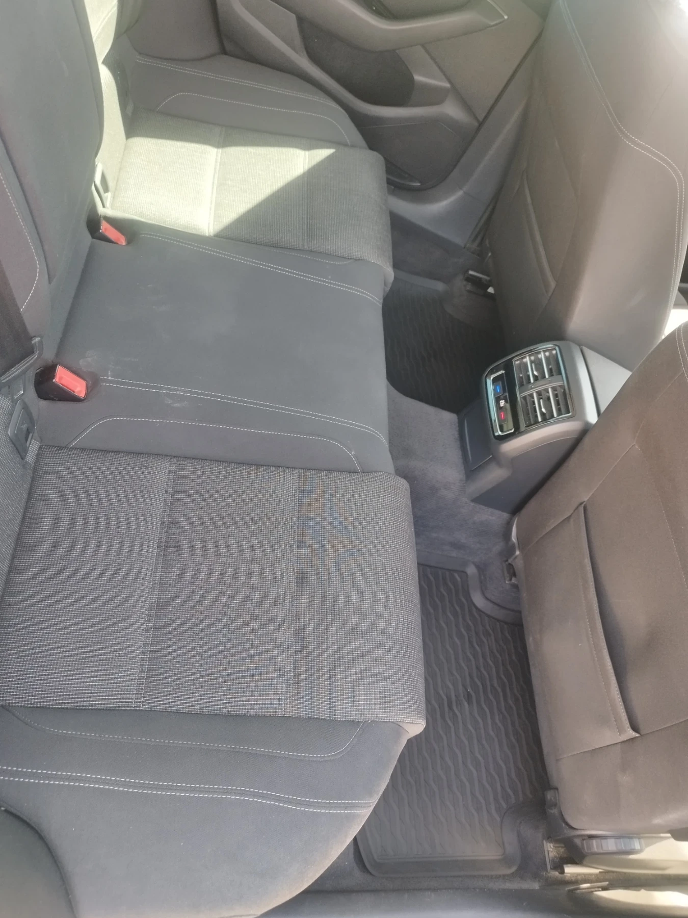 VW Passat 8, снимка 13 - Автомобили и джипове - 55491731