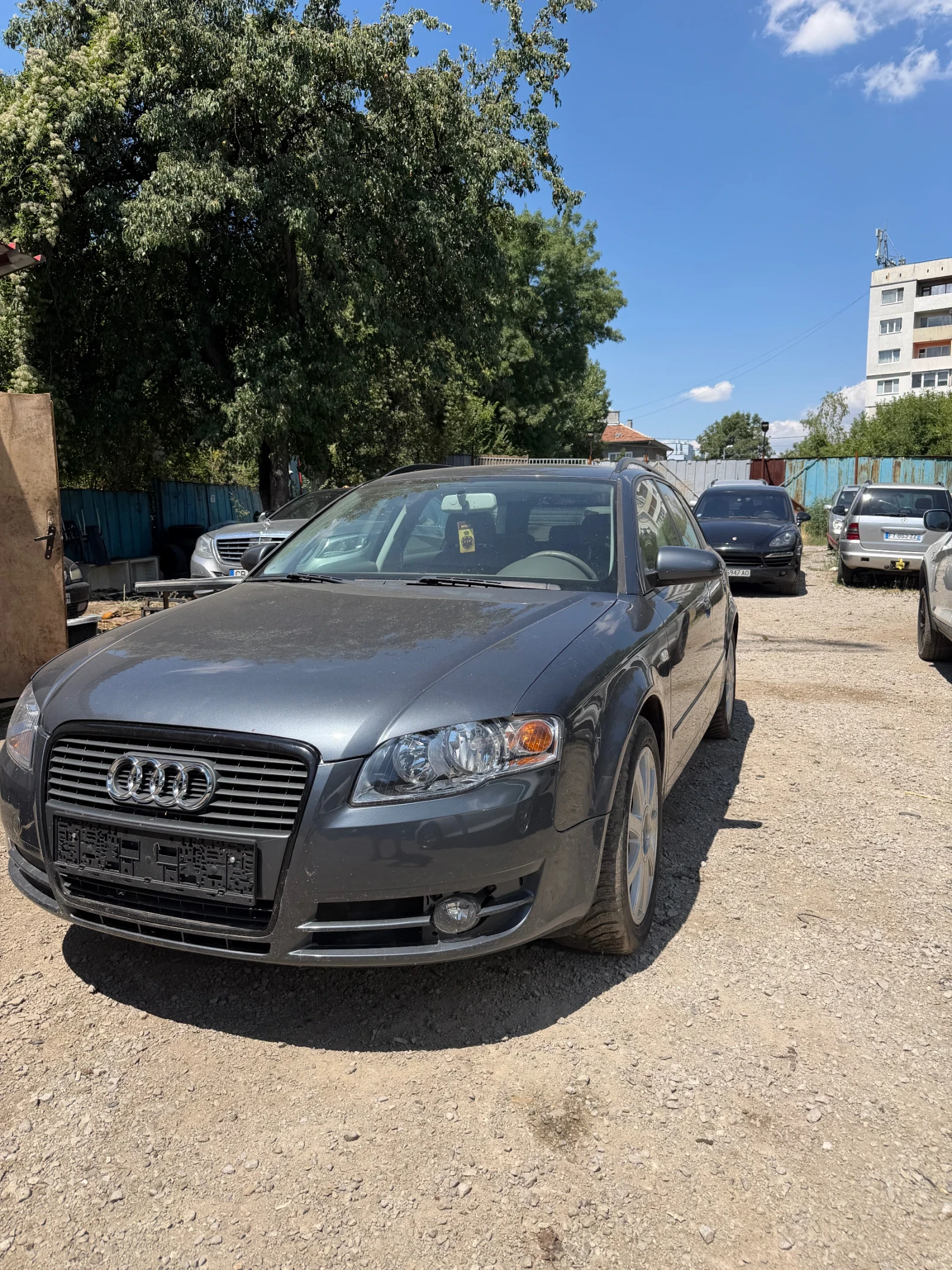 Audi A4 2.0TDI 8клапана Бартер Лизинг, снимка 2 - Автомобили и джипове - 55564624