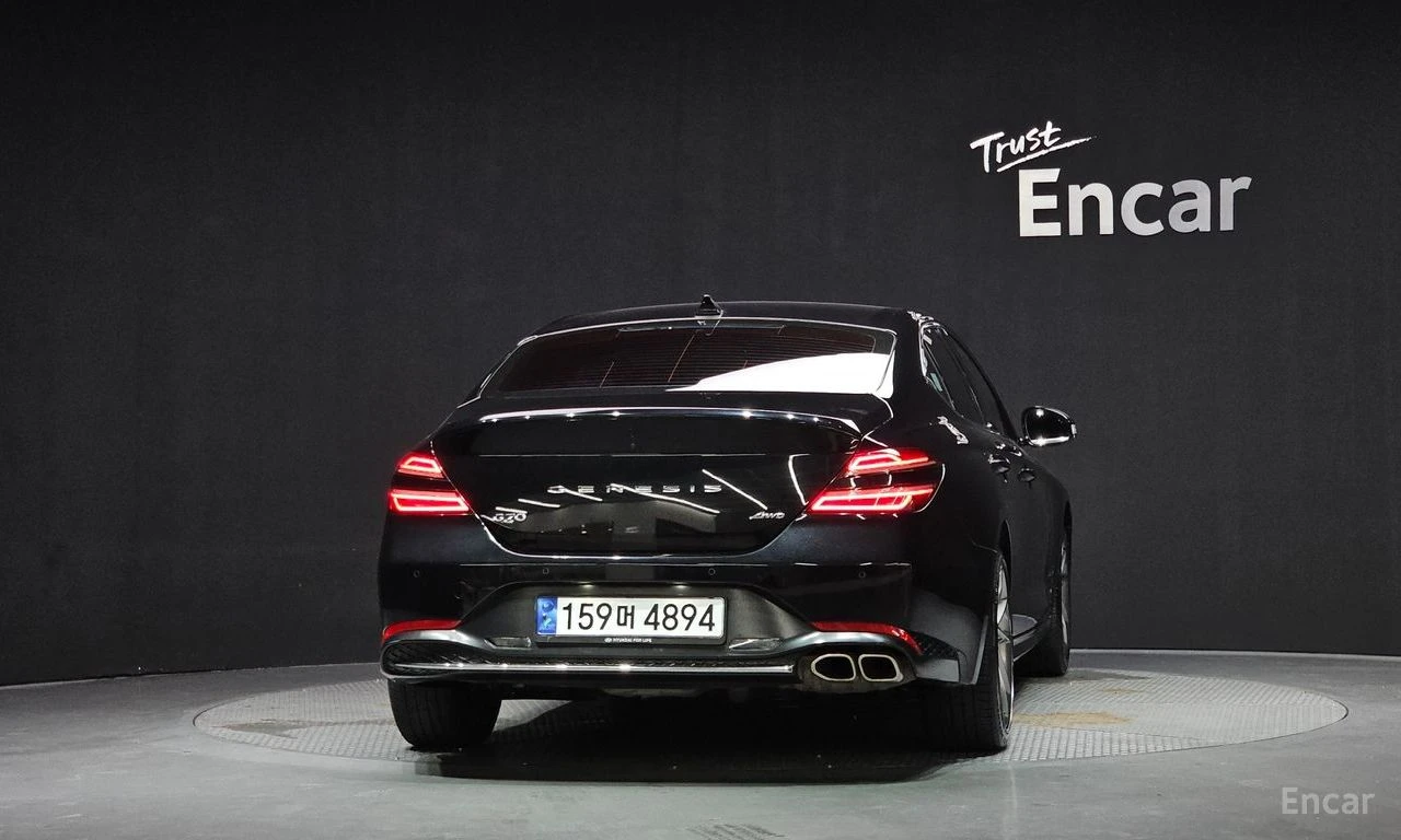 Genesis G70 2.2D AWD* DISTRONIC* ПОДГРЕВ* ОБДУХВАНЕ* КАМЕРА* , снимка 4 - Автомобили и джипове - 55691528