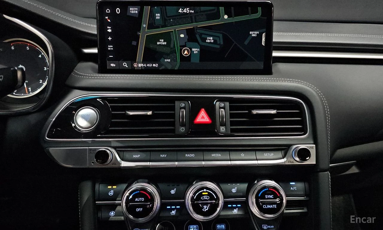 Genesis G70 2.2D AWD* DISTRONIC* ПОДГРЕВ* ОБДУХВАНЕ* КАМЕРА* , снимка 11 - Автомобили и джипове - 55691528