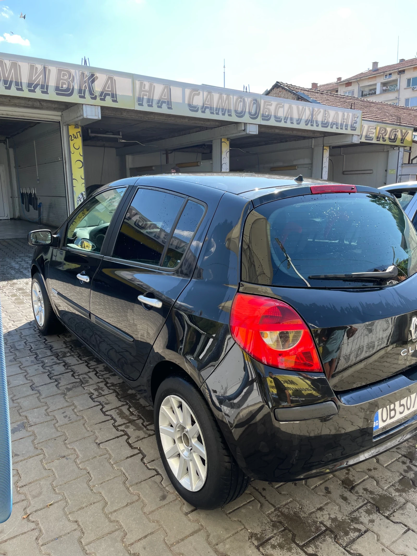 Renault Clio Обслужена преди 2000км, снимка 7 - Автомобили и джипове - 56141749
