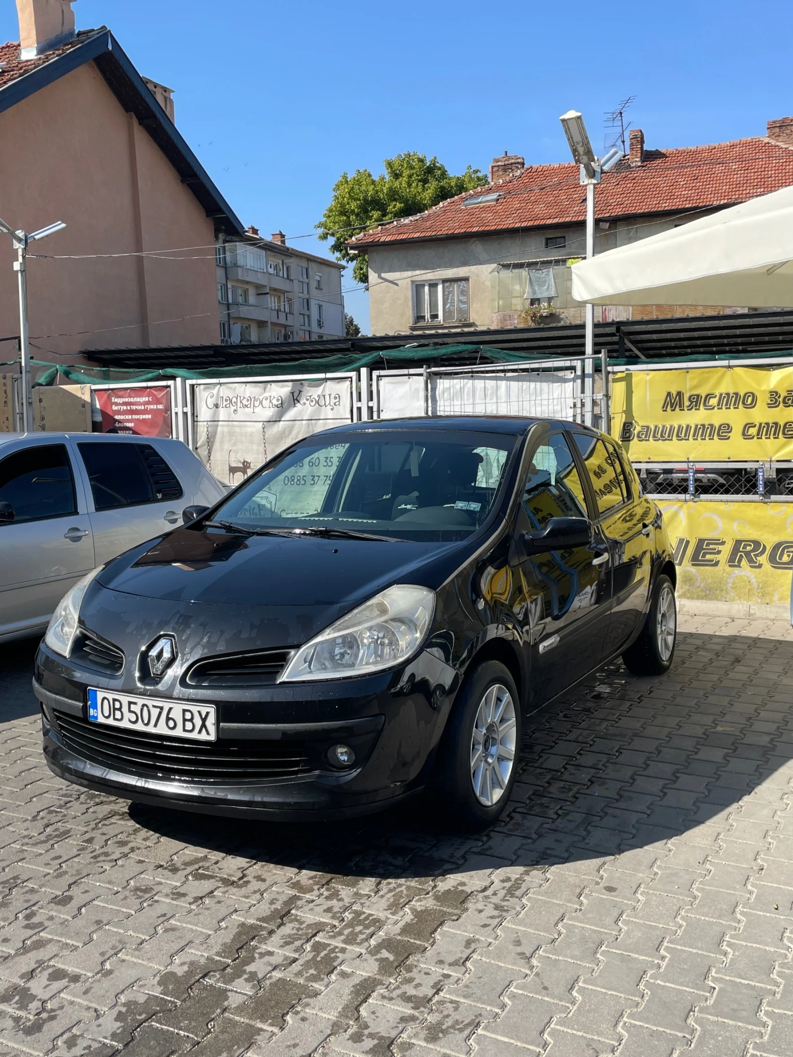 Renault Clio Обслужена преди 2000км, снимка 2 - Автомобили и джипове - 56141749