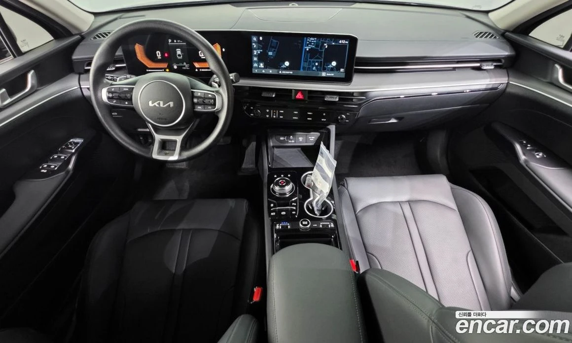 Kia K5 2.0 Prestige, снимка 10 - Автомобили и джипове - 56157288
