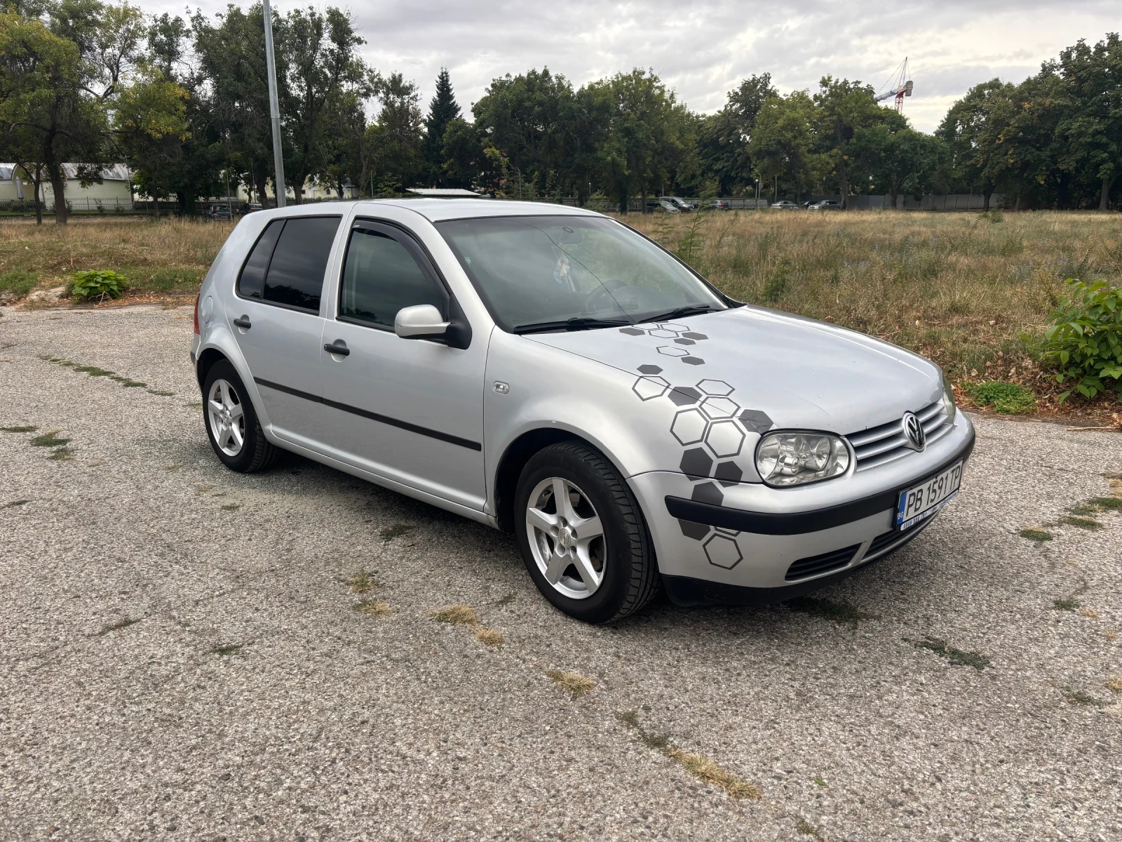 VW Golf, снимка 5 - Автомобили и джипове - 56255627
