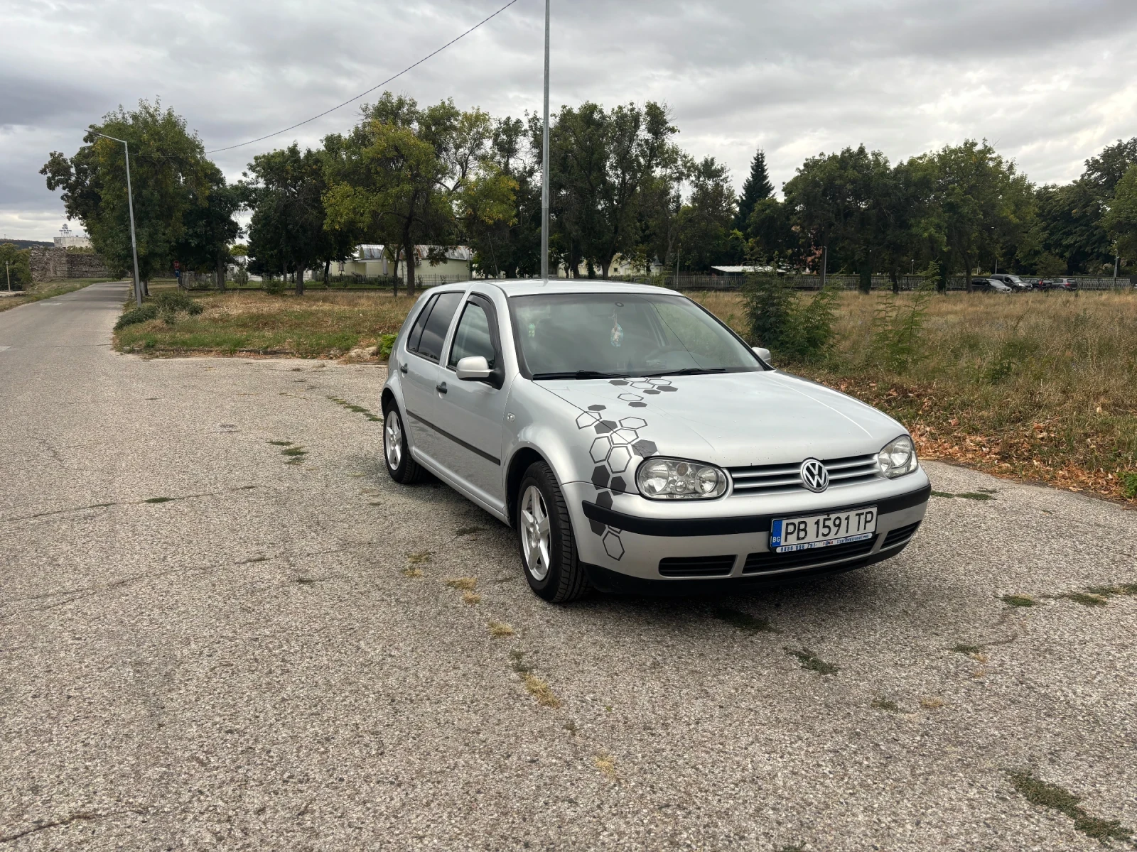 VW Golf, снимка 7 - Автомобили и джипове - 56255627