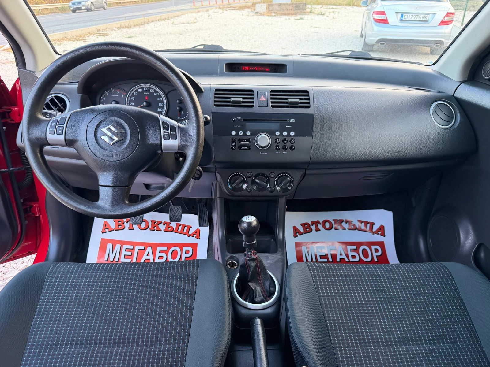 Suzuki Swift 1.3i 16v-Klima/5 vrati | Mobile.bg � ����������� 12