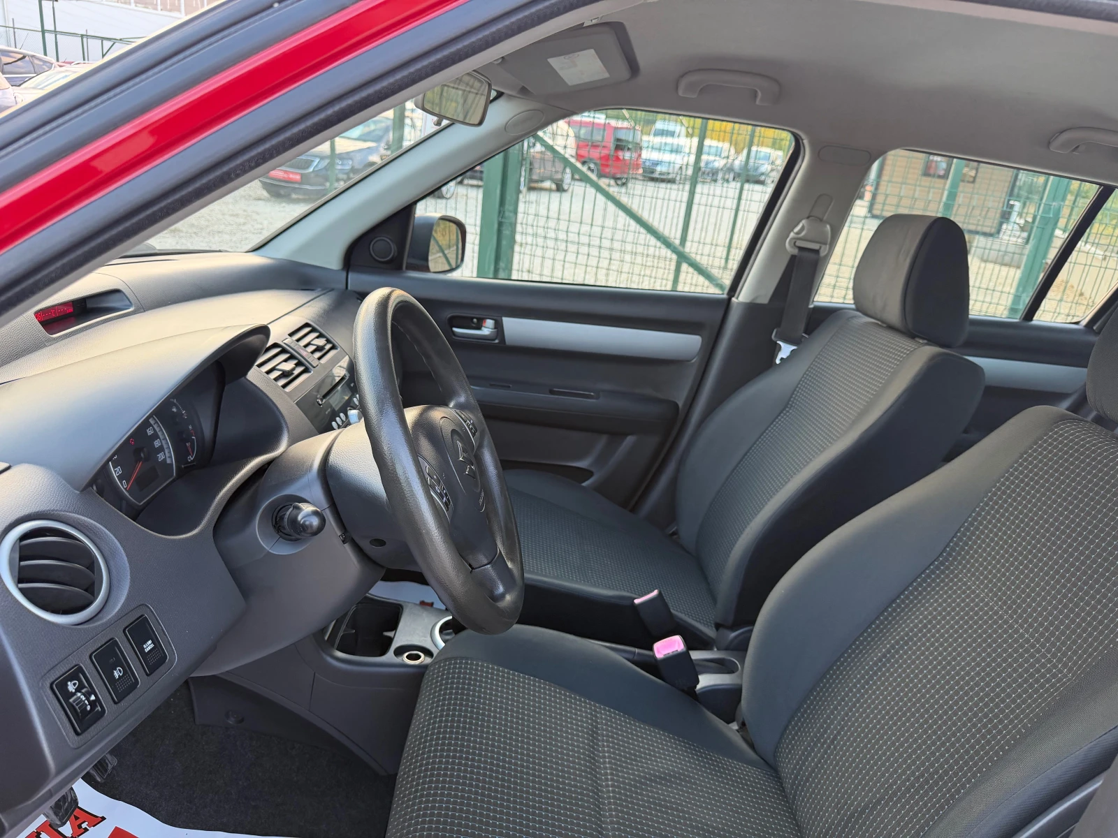 Suzuki Swift 1.3i 16v-Klima/5 vrati | Mobile.bg � ����������� 10