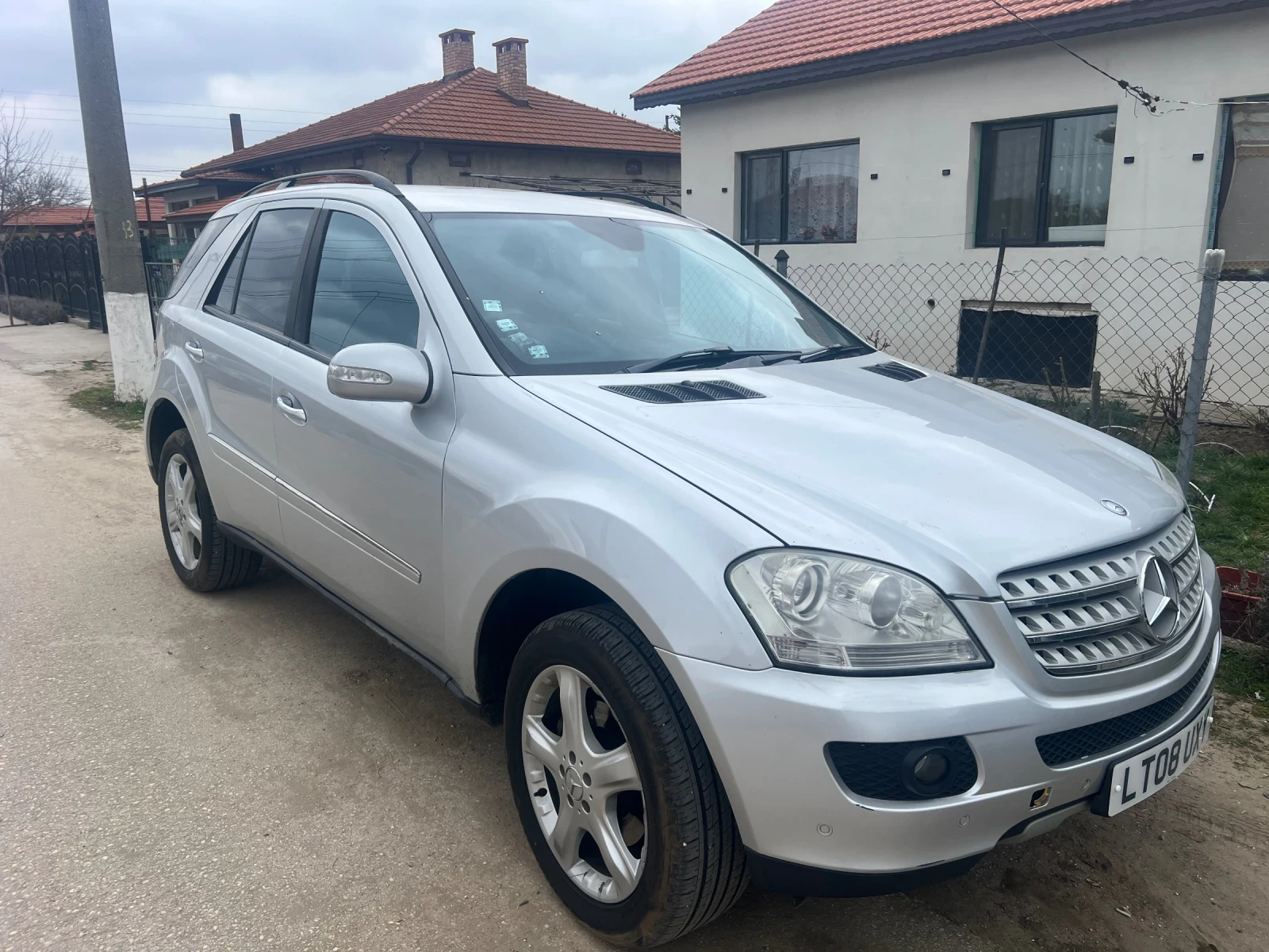 Mercedes-Benz ML 320 320cdi, снимка 2 - Автомобили и джипове - 56647700