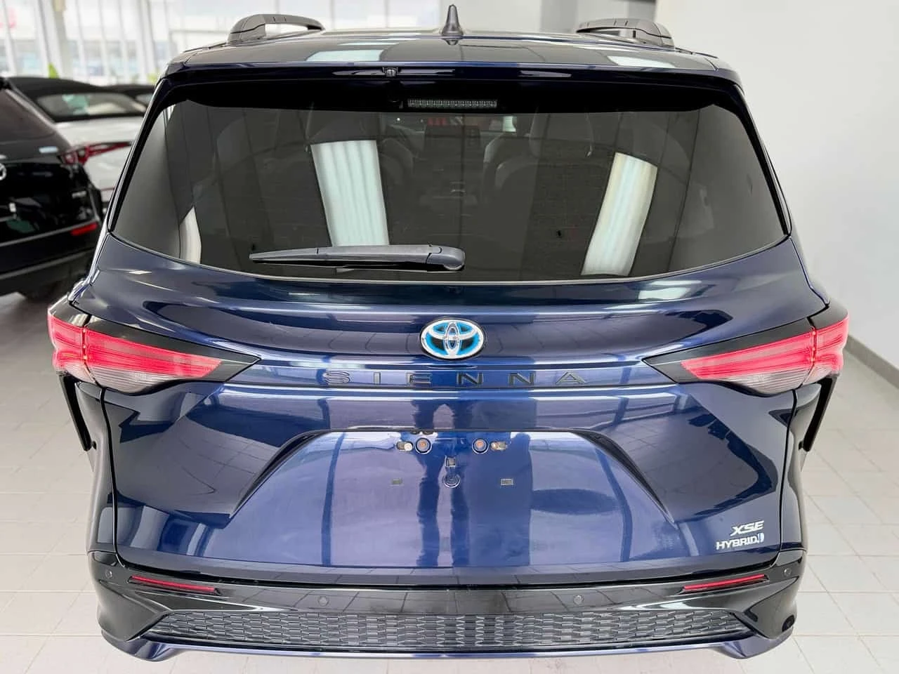 Toyota Sienna XSE 7 Passenger FWD * CARFAX * ����������� | Mobile.bg � ����������� 4