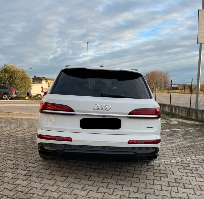 Audi Q7 50TDI Quattro S-Line 7 Seats, снимка 3 - Автомобили и джипове - 49211120