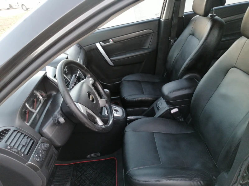 Chevrolet Captiva 2.0 CRDi, снимка 9 - Автомобили и джипове - 51762037