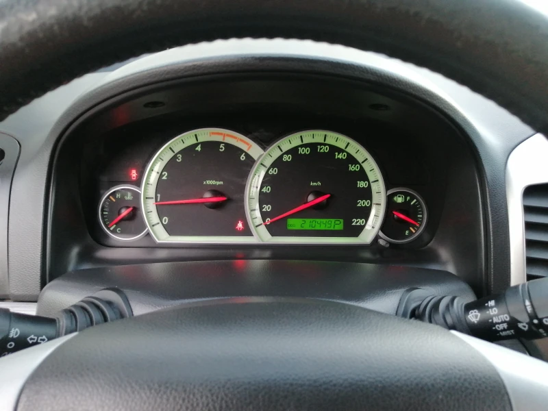 Chevrolet Captiva 2.0 CRDi, снимка 12 - Автомобили и джипове - 51762037