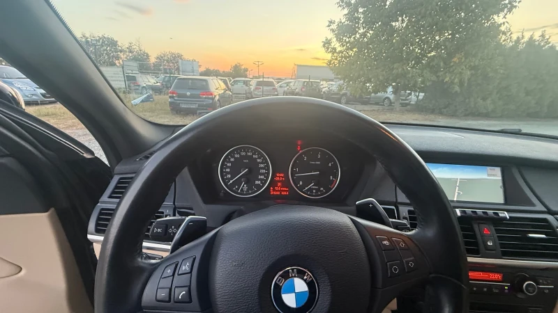 BMW X5 M 40 xD, снимка 8 - Автомобили и джипове - 52976193
