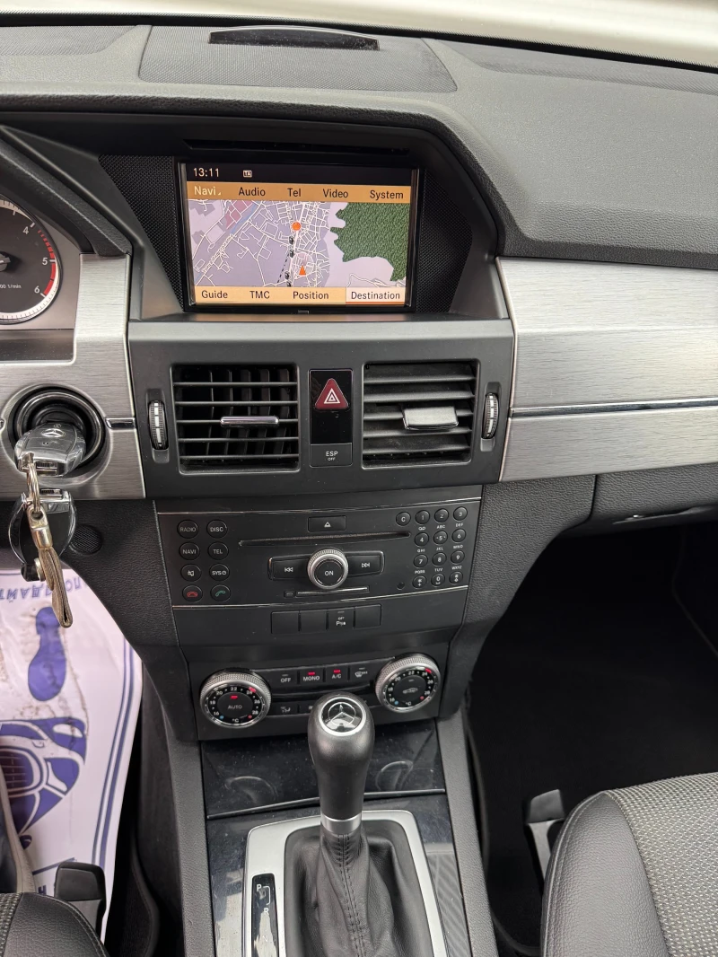 Mercedes-Benz GLK 220CDI :: 4MATIC :: LED :: F1 :: NAVI, снимка 15 - Автомобили и джипове - 53107939