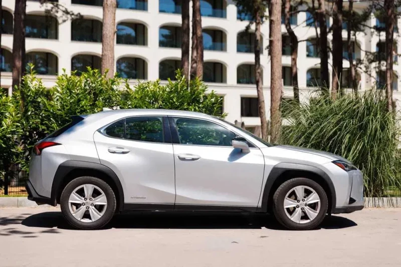 Lexus UX UX 250 H - 44000 лв. - 11848738 1
