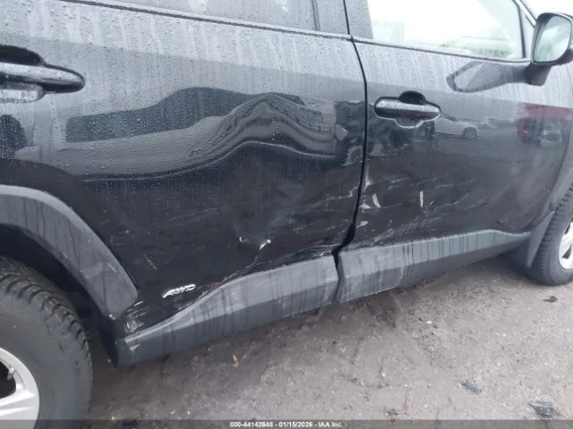 Toyota Rav4 XLE AWD/Автокредитиране от 626 лв на месец - изображение 6