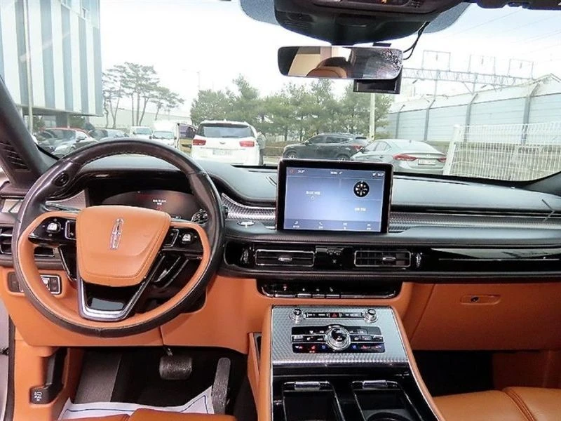 Lincoln Aviator 3.0 Automatic КРАЙНА ЦЕНА: 25389 EUR !!!РЕАЛНА КРА, снимка 7 - Автомобили и джипове - 55968521